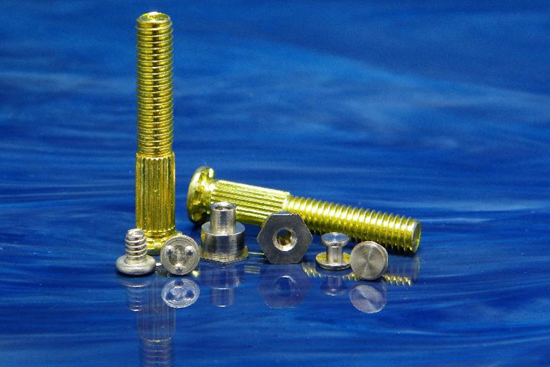 Custom Fasteners Manufacturer | Fedele Autocore